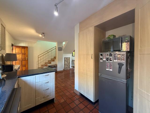 Townhouse for rent in Waterkloof, Gauteng