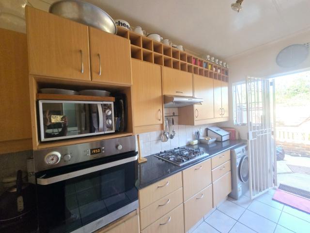 Townhouse for rent in Alexandra, Gauteng