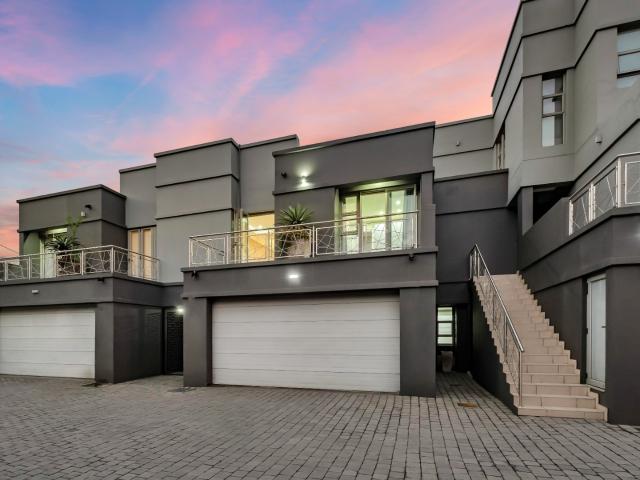 Townhouse for rent in Alexandra, Gauteng