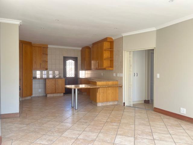 Townhouse for rent in Ekurhuleni, Gauteng