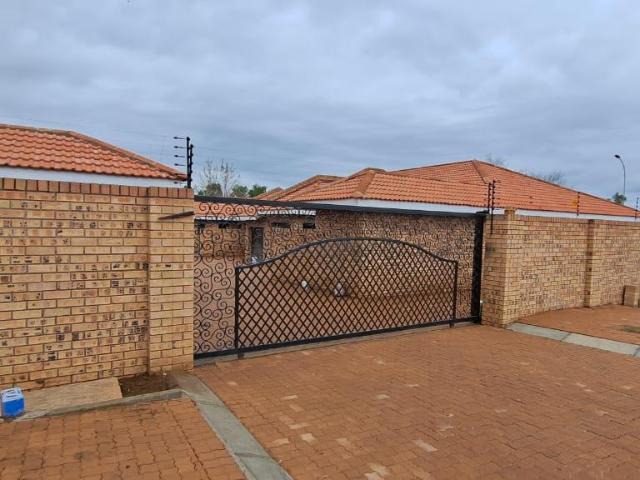 House for rent in Newcastle, Kwazulu-natal
