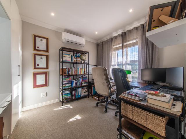 Townhouse for rent in Pniel, Western Cape