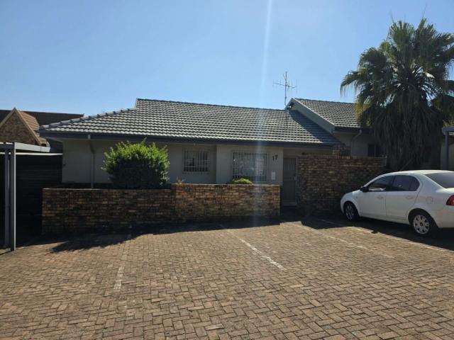 House for rent in Waterkloof, Gauteng