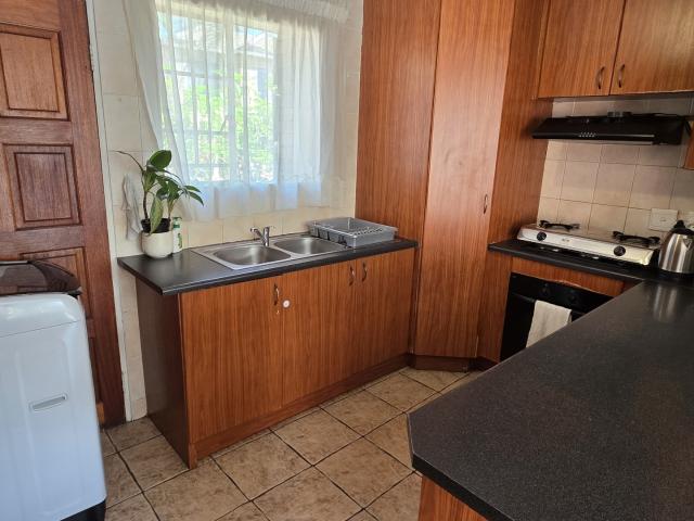 Townhouse for rent in North & Sandton, Randburg