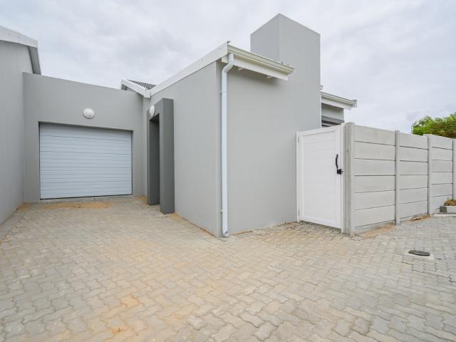 Townhouse for rent in Port Elizabeth, Eastern Cape