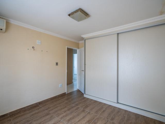 Townhouse for rent in Seaview, Kwazulu-natal