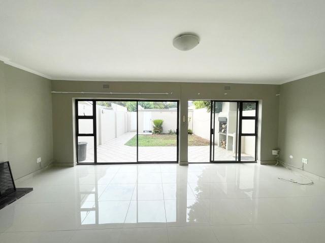 Townhouse for rent in Alexandra, Gauteng
