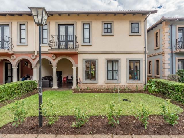 Townhouse for rent in Hillcrest, Kwazulu-natal