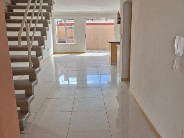 Townhouse for rent in Queenstown, Eastern Cape