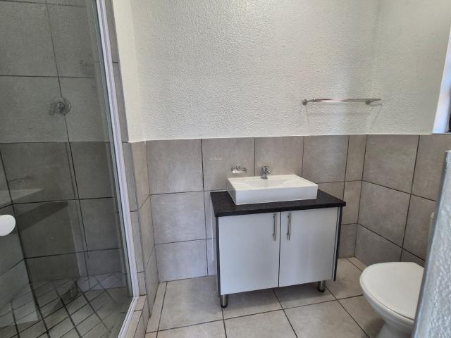 Townhouse for rent in Ekurhuleni, Gauteng