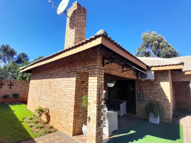 Townhouse for rent in Frances Baard, Northern Cape