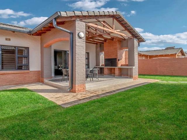 House for rent in Waterkloof, Gauteng