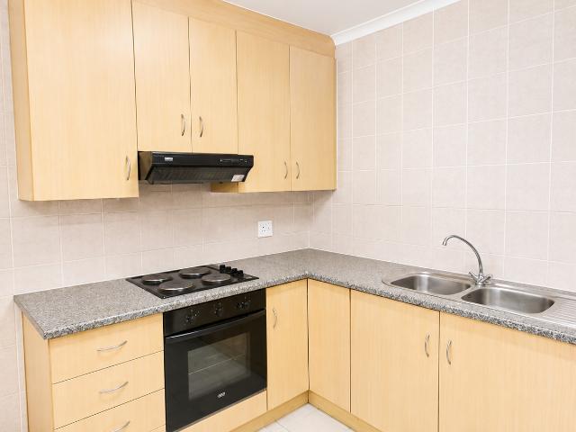 Townhouse for rent in Milnerton, Western Cape