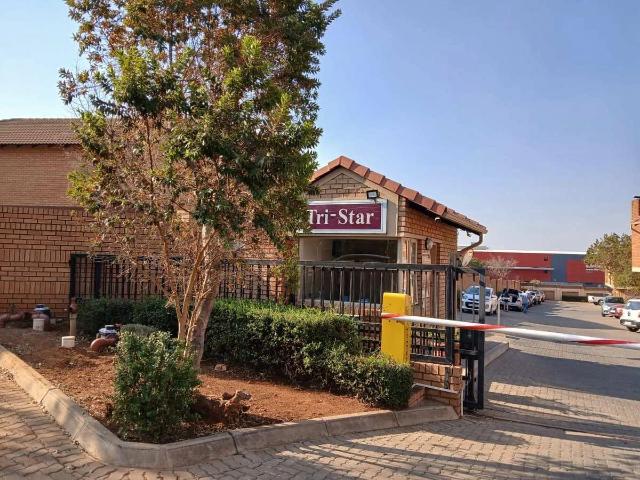 House for rent in Waterkloof, Gauteng