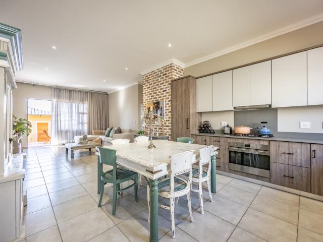 Townhouse for rent in Kungwini, Gauteng