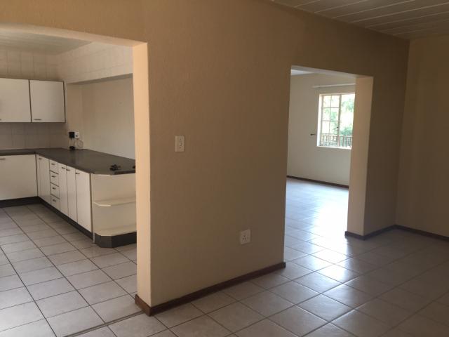 Townhouse for rent in Ekurhuleni, Gauteng