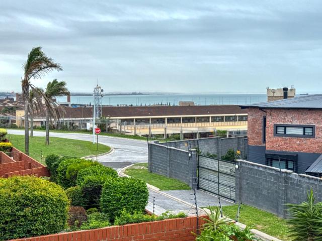 Townhouse for rent in Port Elizabeth, Eastern Cape