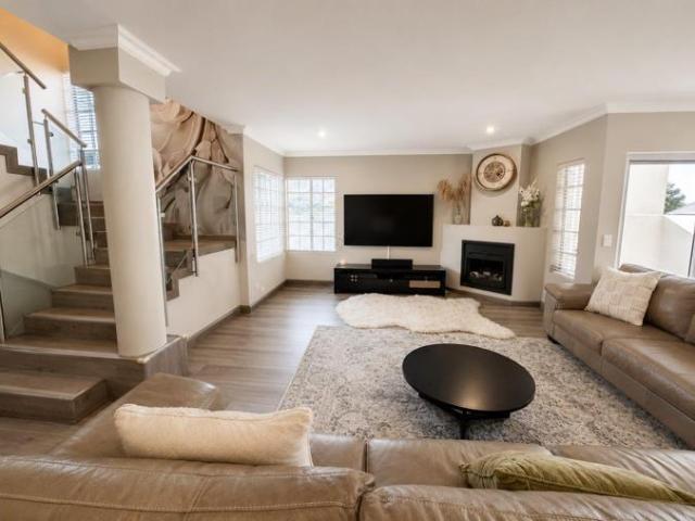House for rent in Waterkloof, Gauteng