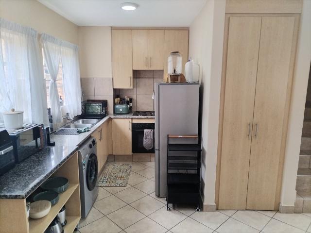 Townhouse for rent in Kungwini, Gauteng