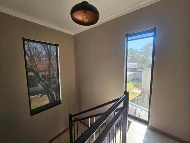 Townhouse for rent in Dr Kenneth Kaunda, North West