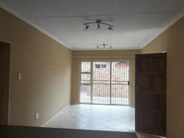 Townhouse for rent in Tlhabane, North West
