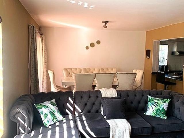 Townhouse for rent in Nooitgedacht, Gauteng