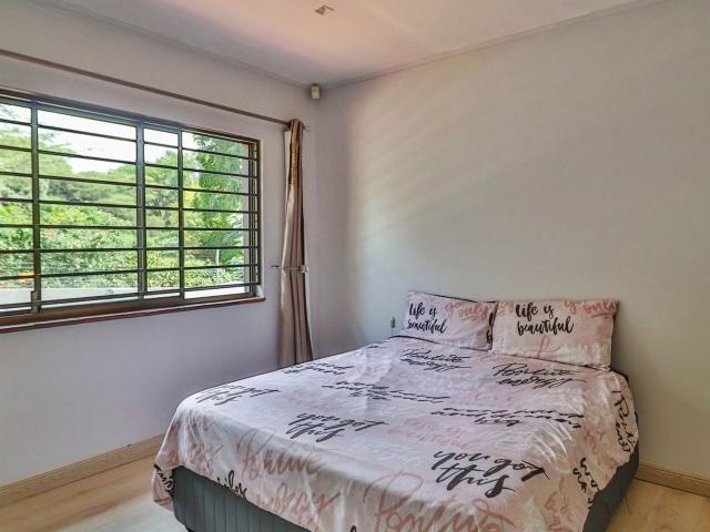 Townhouse for rent in Vosloorus, Gauteng