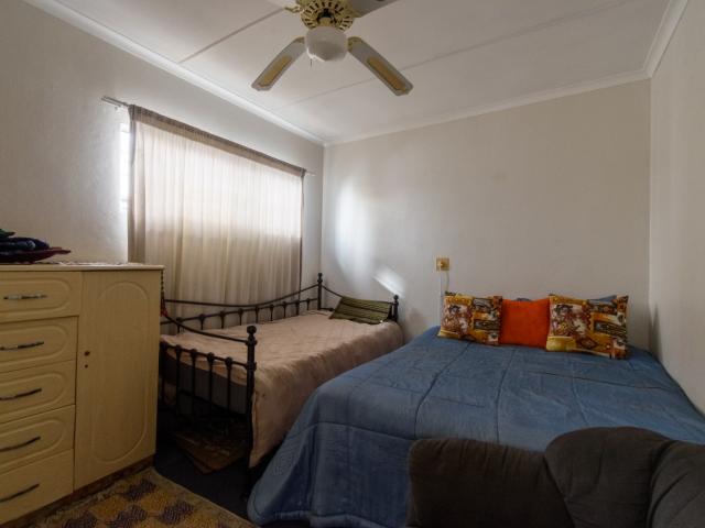 Townhouse for rent in Seaview, Kwazulu-natal