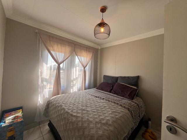 Townhouse for rent in Nellmapius, Gauteng