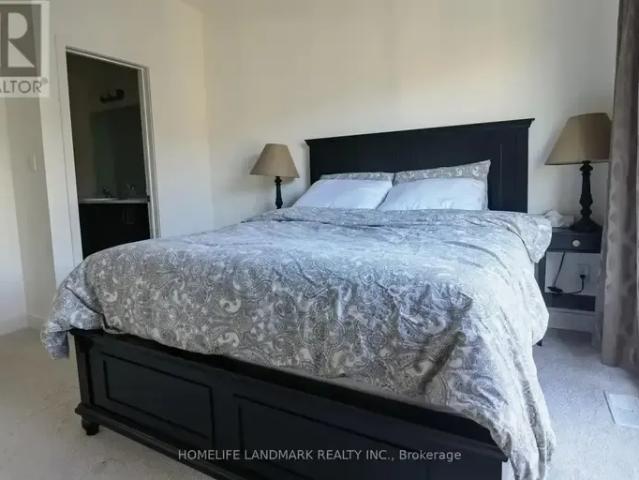 Townhouse for rent in Vaughan