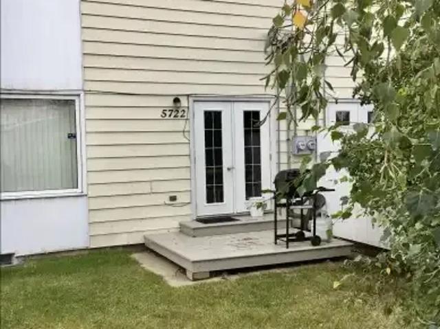 Townhouse for rent in Vegreville, Alberta