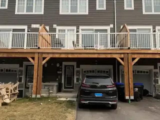 Townhouse for rent in Wasaga Beach, Ontario