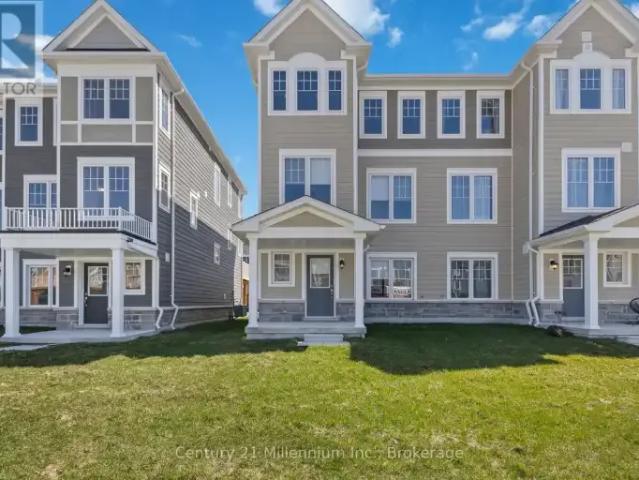 Townhouse for rent in Georgian Sands, Wasaga Beach