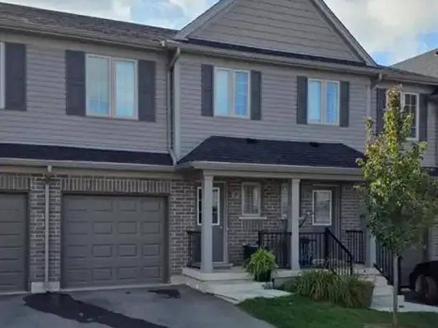 Townhouse for rent in Waterloo, Ontario