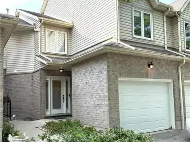 Townhouse for rent in Waterloo, Ontario