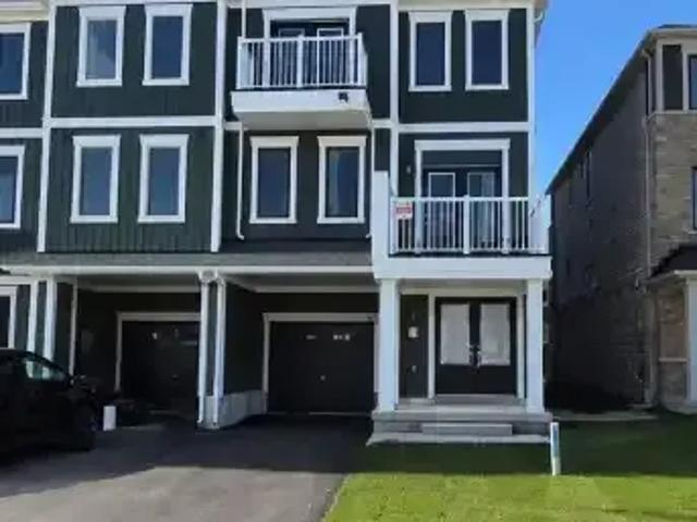 Townhouse for rent in Niagara, Ontario