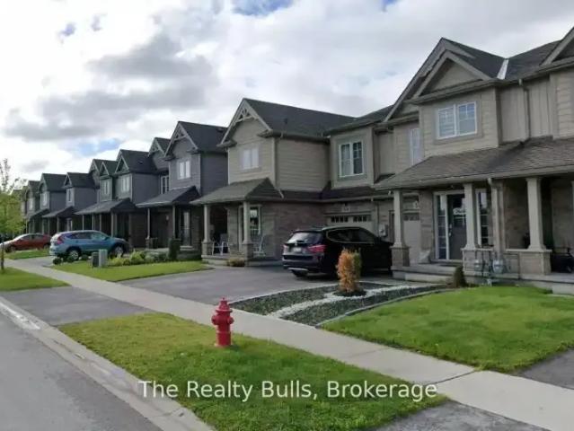 Townhouse for rent in Welland, Golden Horseshoe