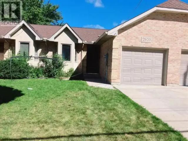 Townhouse for rent in Maidstone, Ontario
