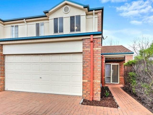 Townhouse for rent in Camerons Creek, Victoria