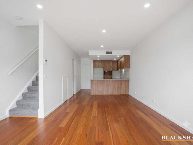 Townhouse for rent in Coombs, District of Molonglo Valley