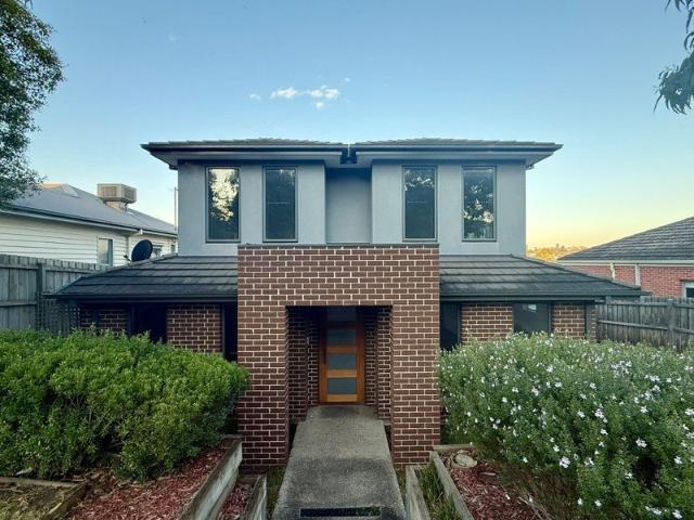 Townhouse for rent in Camerons Creek, Victoria