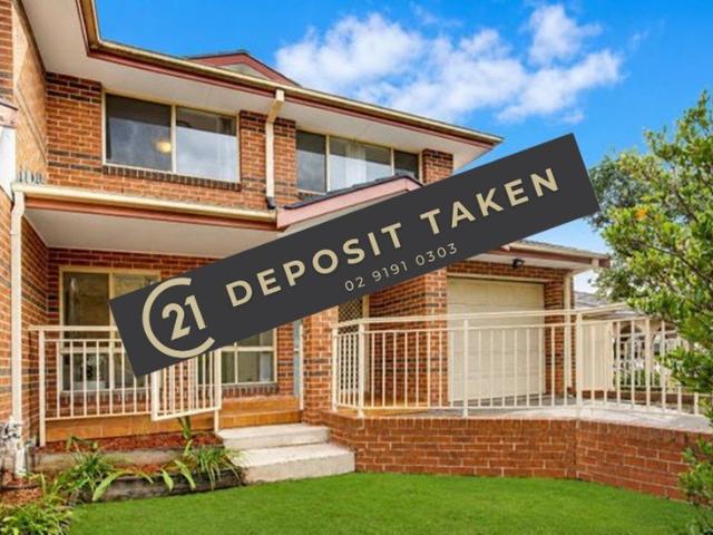 Townhouse for rent in Sydney, New South Wales