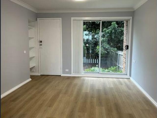 Townhouse for rent in Ambergate, New South Wales