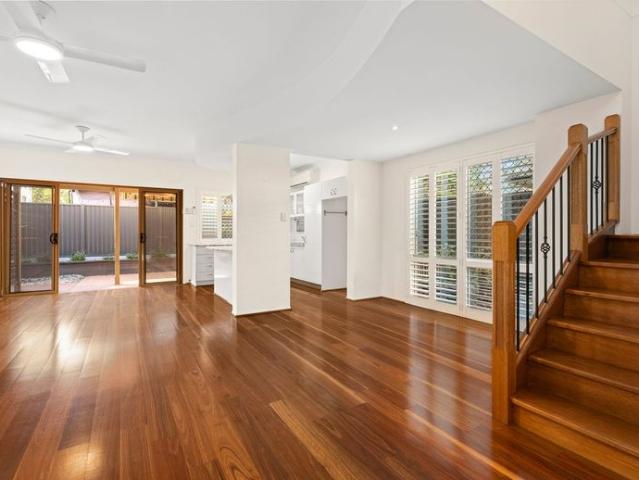 Townhouse for rent in Toombul, Queensland