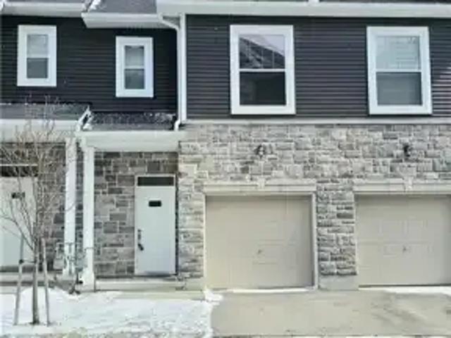 Townhouse for rent in Woodstock, Ontario