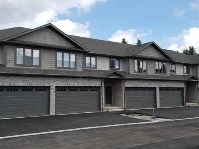 Townhouse for rent in Woodstock, Ontario