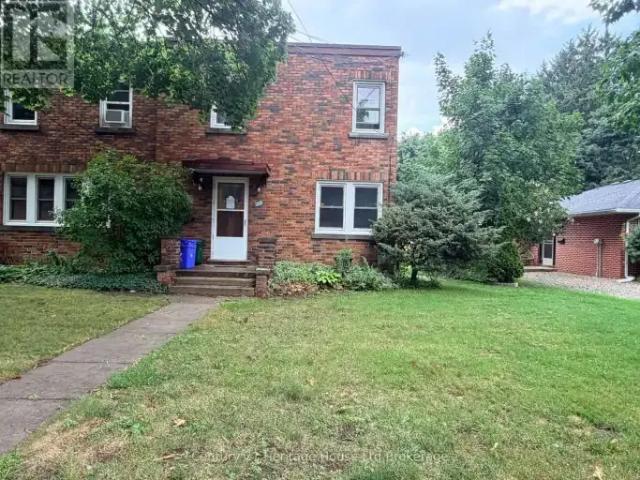 Townhouse for rent in Woodstock, Ontario
