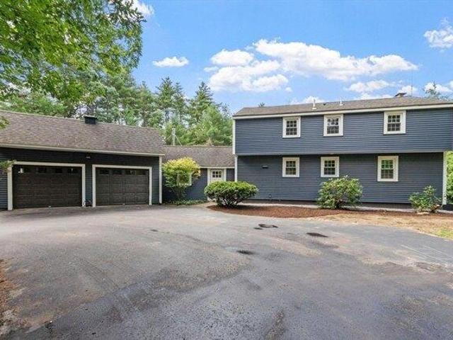 House for sale in Townsend, Massachusetts