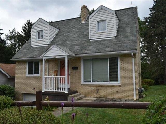 House for sale in Claridge, Pennsylvania