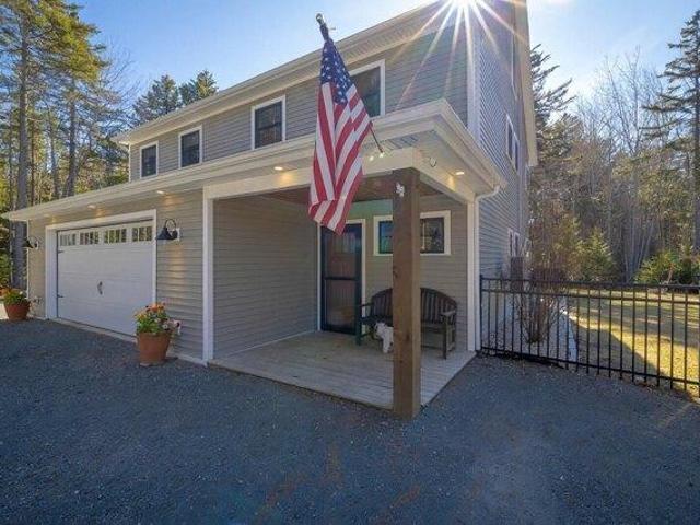 House for sale in Maine